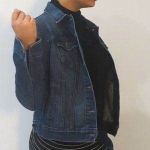 Old Navy classic wash denim jacket